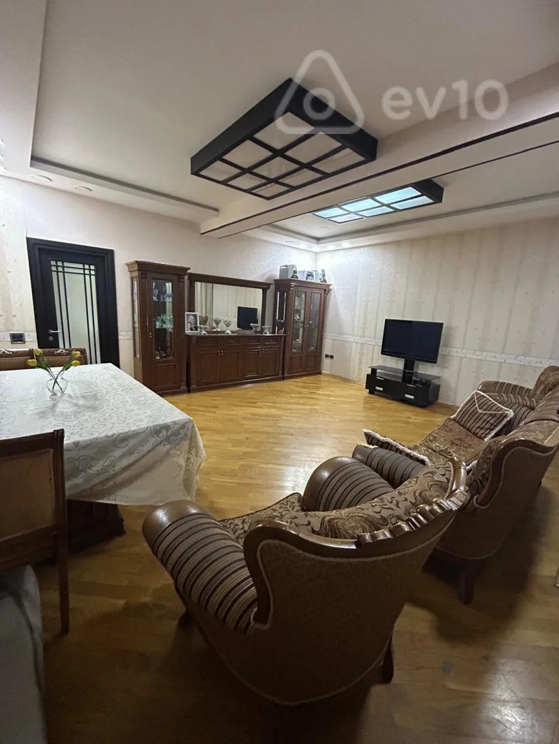 3 otaqlı mənzil, 115 m², Babək pr — Bakı