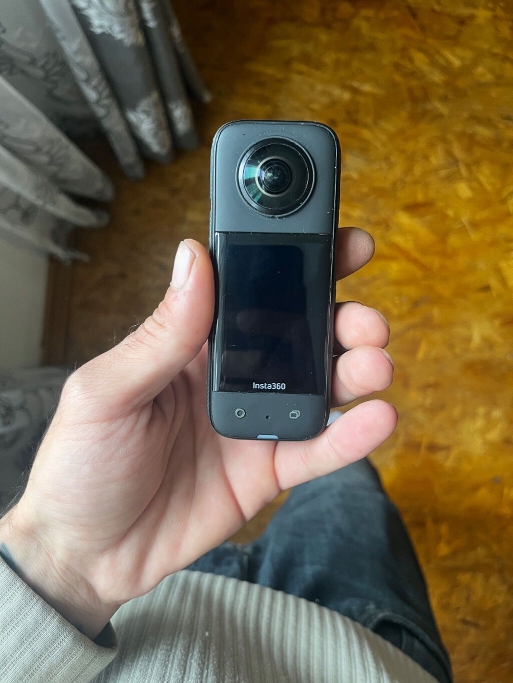 Insta360 One X3 360 kamera - 360° çəkiliş: İki tərəfli linza ilə tam — Video kamera, Bakı