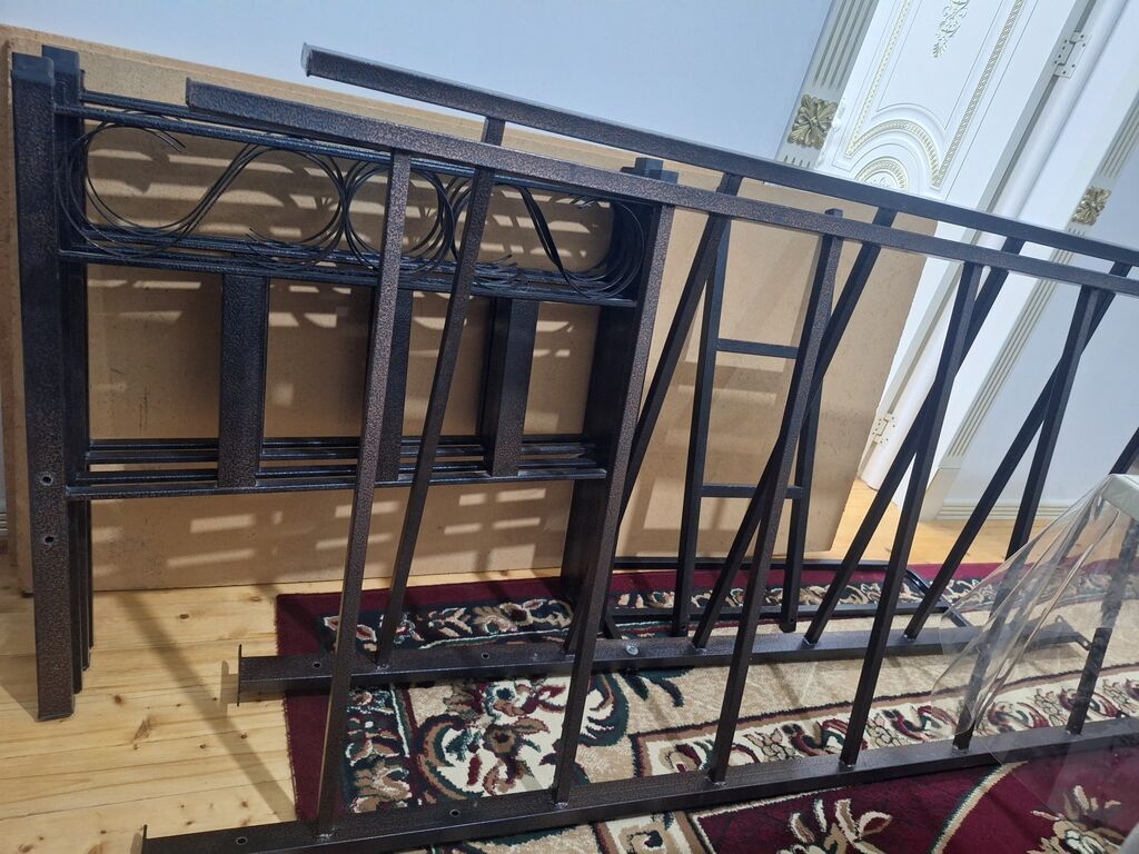 Metaldan iki mərtəbəli çarpayı satılır. - Material: möhkəm metal — Yataqlar, Sumqayıt (2)