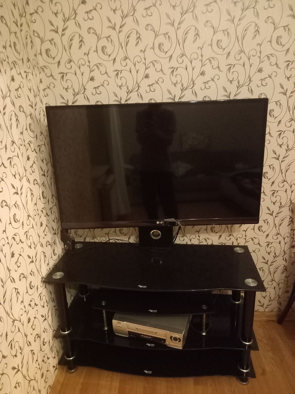 İşlənmiş, Künc Tv altlığı, Polkalı, Şüşəli — Televizor altlıqları və standlar, Cəlilabad (3)