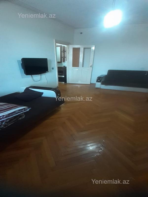 Kirayə 1 otaqlı Bina evi menzil (Köhnə tikili), 30 m², Nərimanov rayonu — Mənzil, Bakı