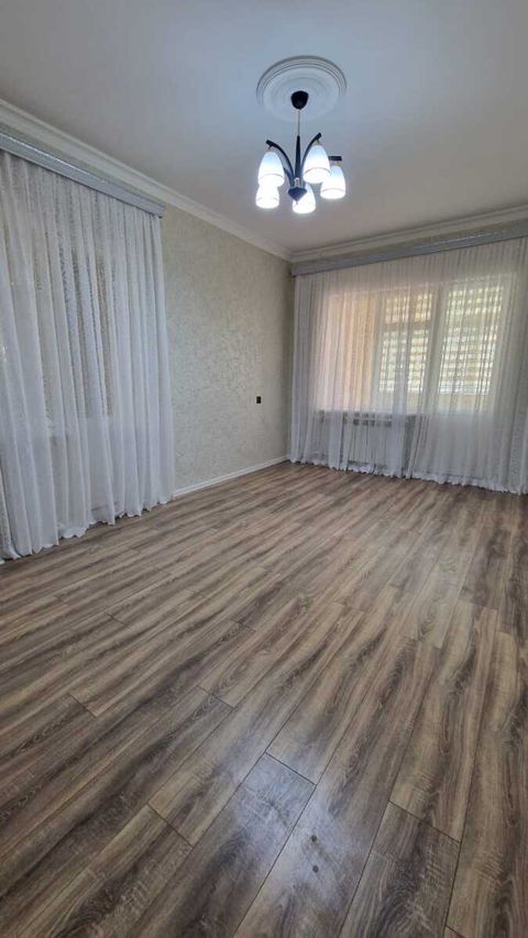 Satılır 2 otaqlı köhnə tikili 50 m² — Bakı