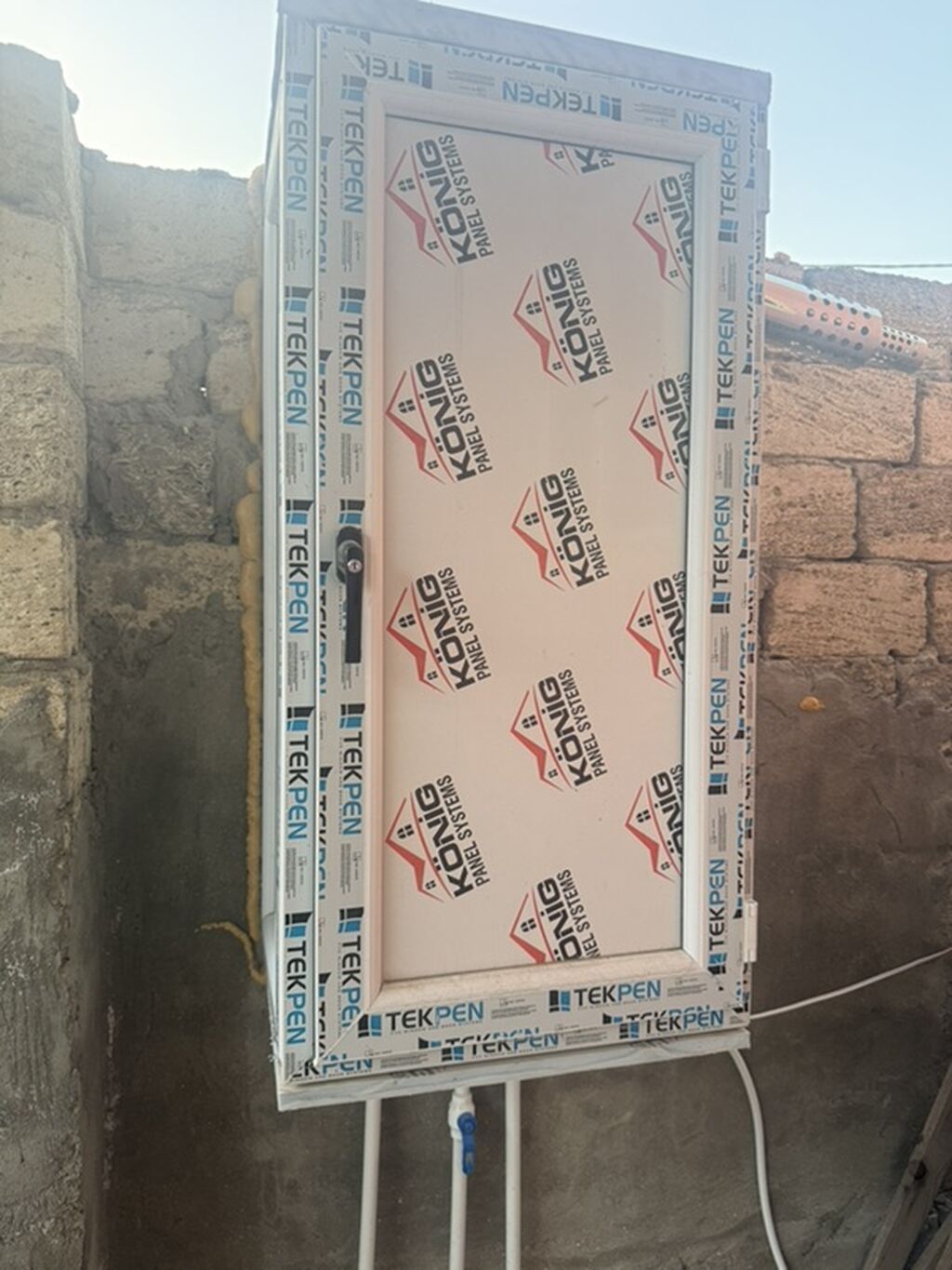 Ev çilegerde yerleşir. Hal hazırda yaşayış var. 131 nömreli marşurut — Ev, villa, Digah (3)