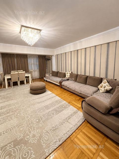 Satılır 4 otaqlı Bina evi menzil (Köhnə tikili), 120 m², Nərimanov rayonu — Bakı