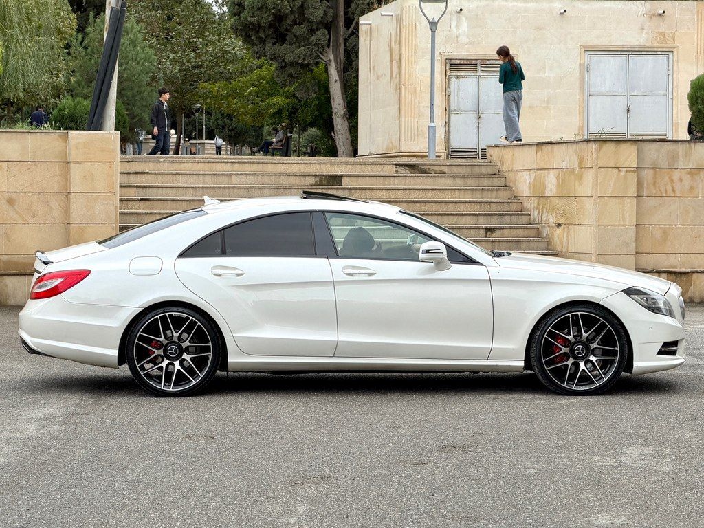 Mercedes CLS 350, 3.5 L, 2013 il, 299 000 km — Avtomobillər, Gəncə (7)