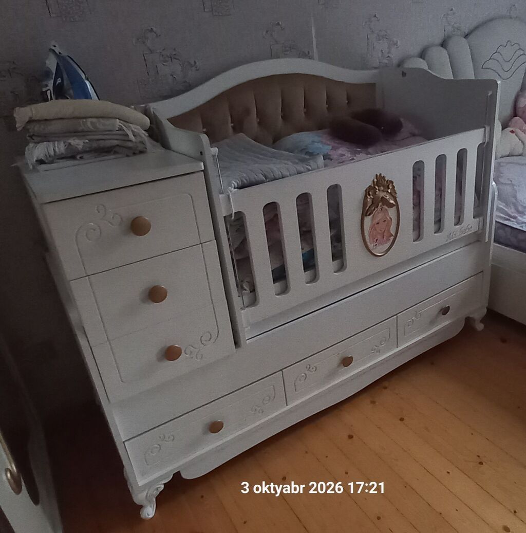 Oğlan və qız üçün, İşlənmiş, Dördbucaq, Beşik, Dəst ilə, Matras ilə, Yellənmə mexanizmsiz — Bəşikləri, Saray (2)