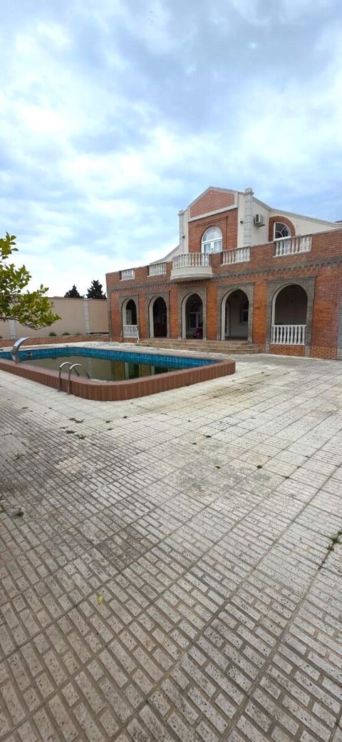 Satılır 6 otaqlı həyət evi/bağ evi 330 m² — Bakı