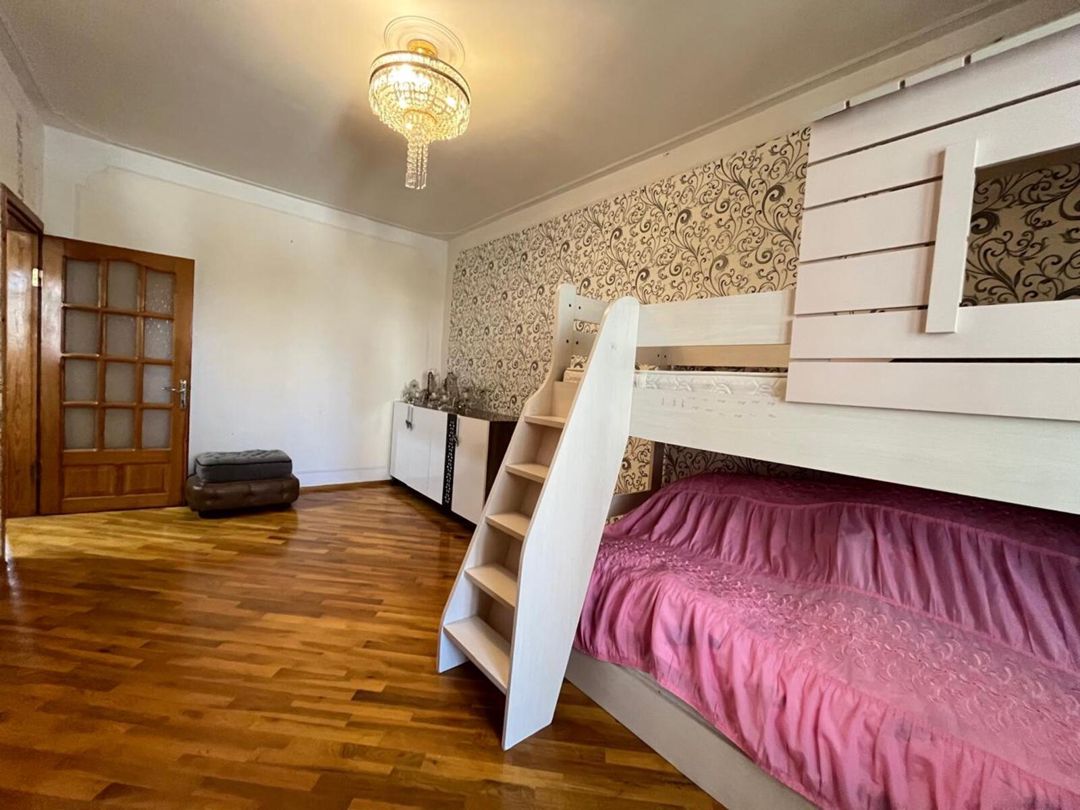 İcarəyə verilir 4 otaqlı köhnə tikili 120 m² — Mənzil, Bakı (5)