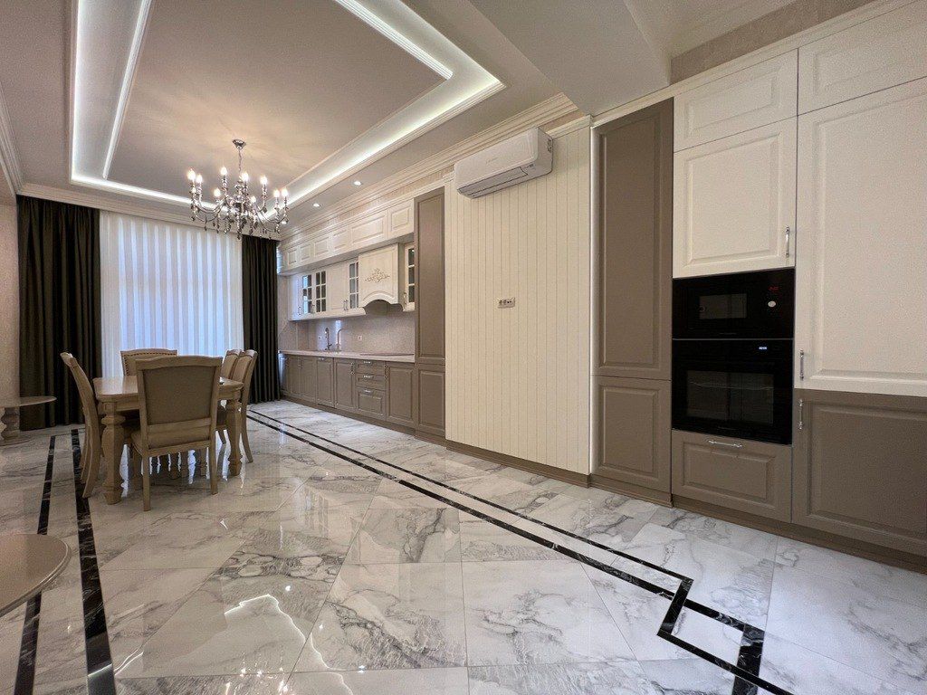 İcarəyə verilir 3 otaqlı yeni tikili 160 m² — Mənzil, Bakı (8)