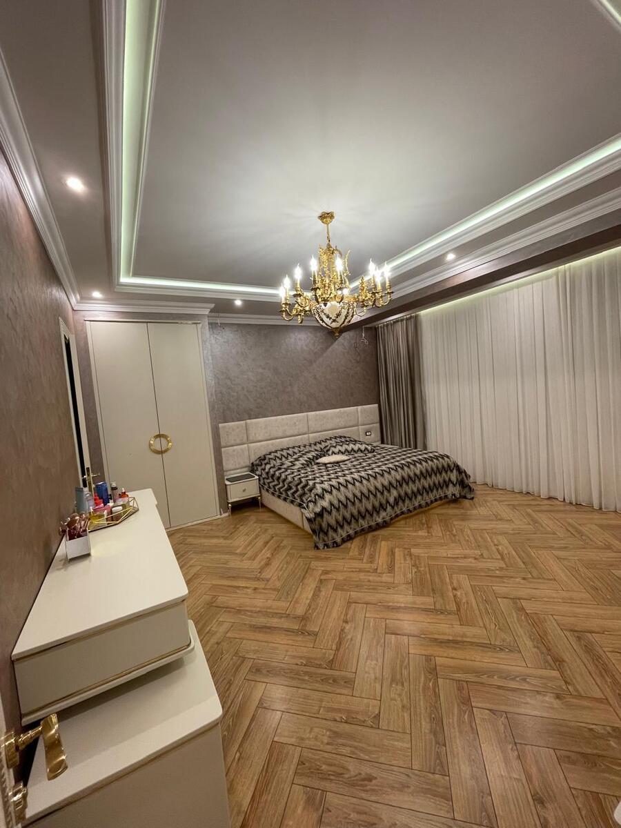 Satılır 5 otaqlı yeni tikili 301 m² — Mənzil, Bakı (10)