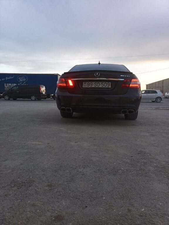 Mercedes E 220, 2.1 L, 2010 il, 318 000 km 99-SO-509 — Avtomobillər, Bakı (4)