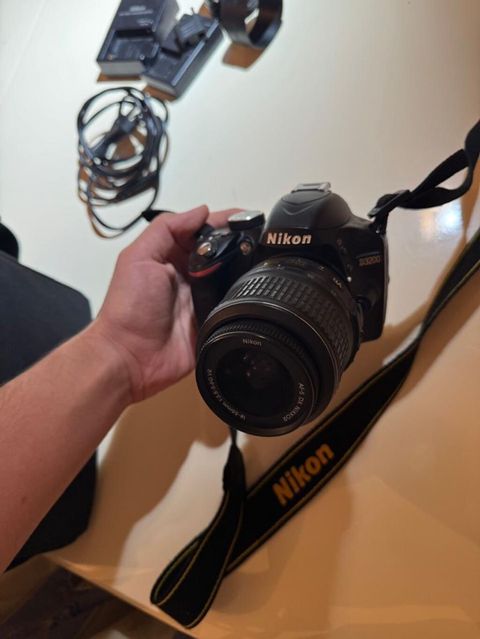 Nikon D3200 Dslr fotoaparat dəsti - Korpus: Nikon D3200 (DX format — Digah