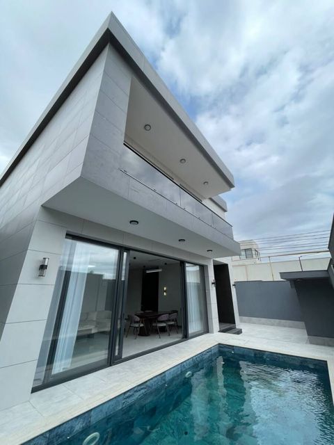 Satılır 5 otaqlı həyət evi/bağ evi 160 m² — Bakı