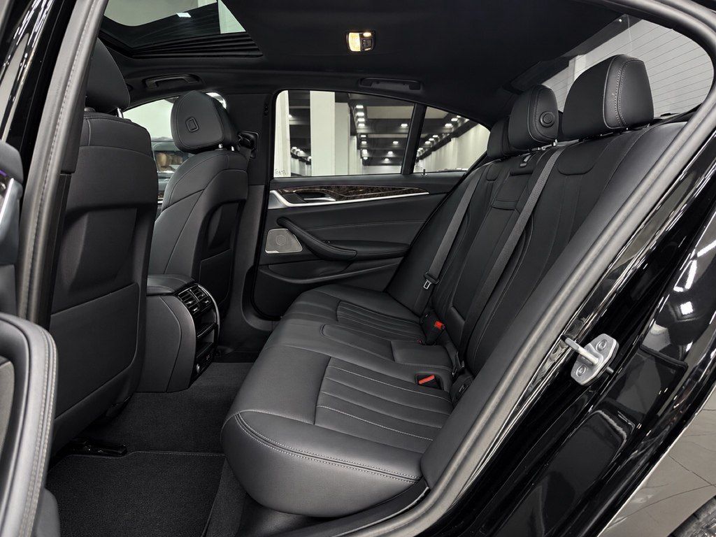 BMW 530e, 2.0 L, 12 kWh, 2022 il, 95 000 km — Avtomobillər, Bakı (9)