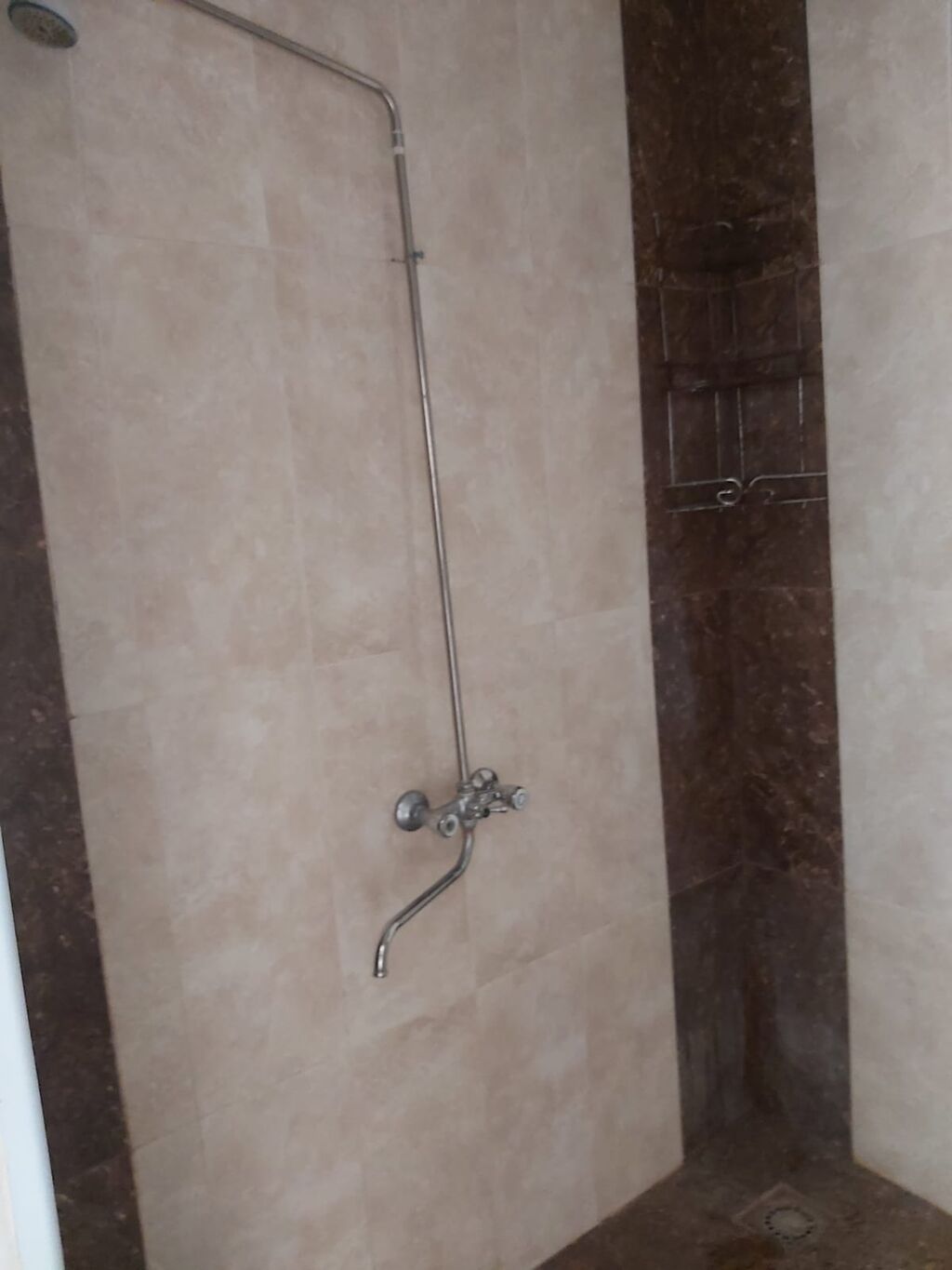 Gəncə, 4 otaqlı, Köhnə tikili, 82 kv. m — Mənzil, Gəncə (6)
