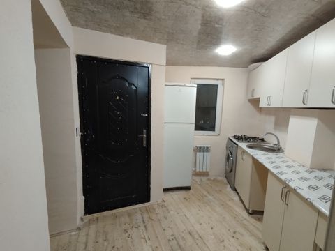 İcarəyə verilir 2 otaqlı həyət evi/bağ evi 50 m² — Bakı