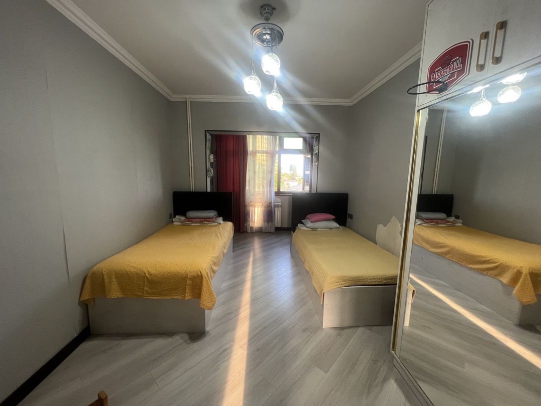 Satılır 4 otaqlı köhnə tikili 95 m² — Mənzil, Bakı (8)