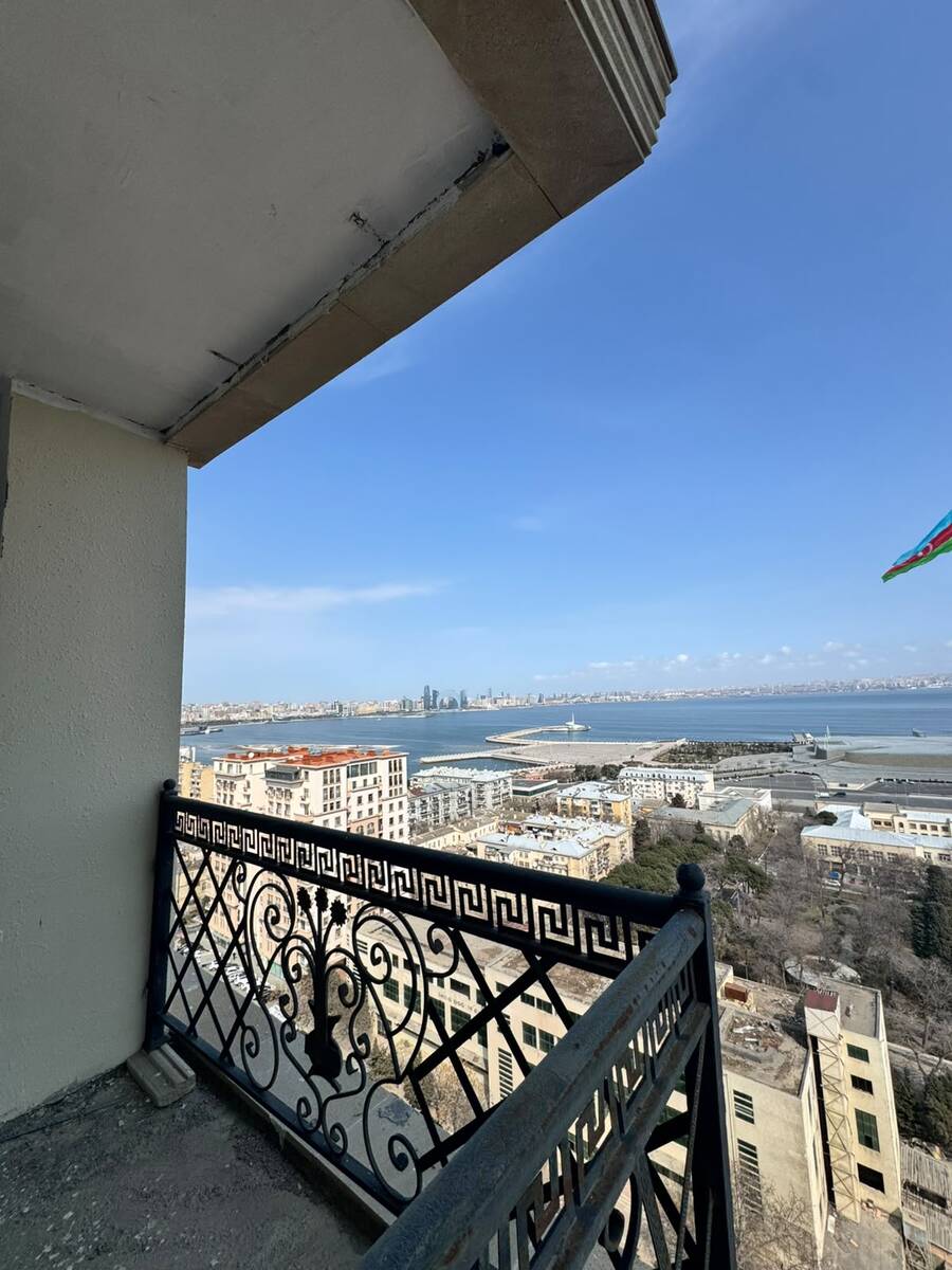 Satılır 4 otaqlı yeni tikili 178 m² — Mənzil, Bakı (8)