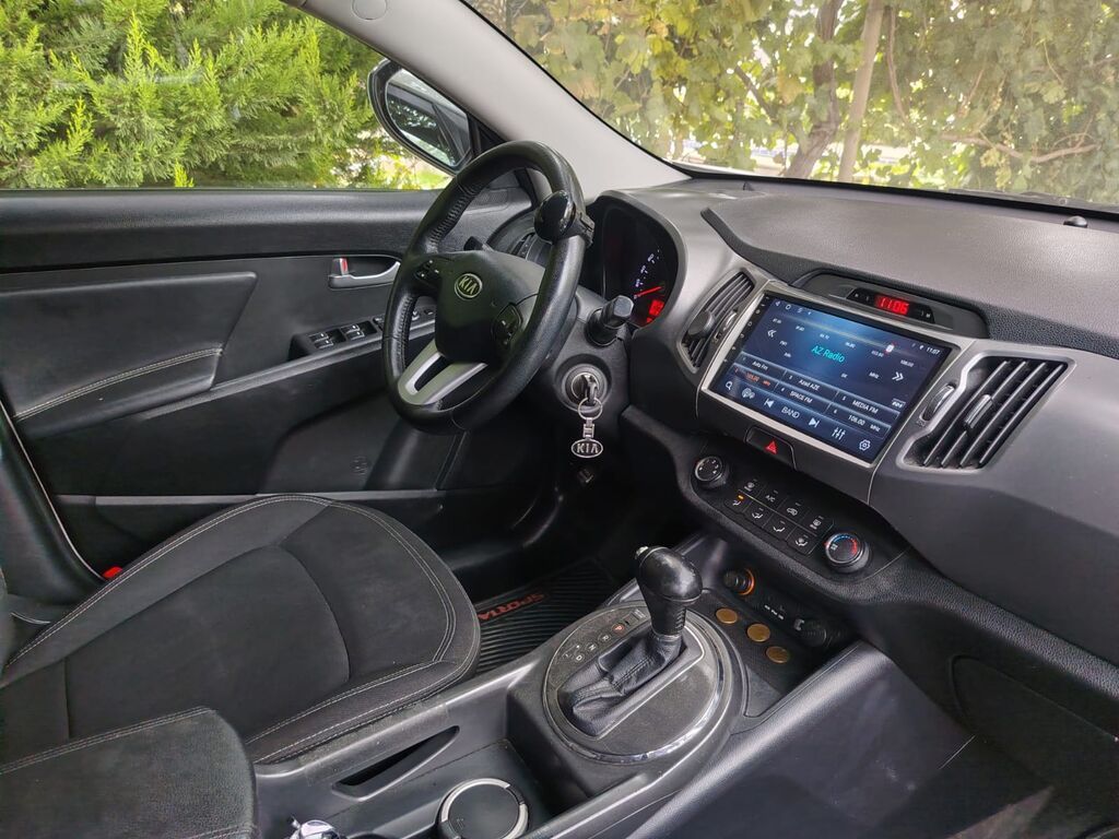 Kia Sportage: 2 l 2011 il Krossover — Avtomobillər, Novxanı (4)