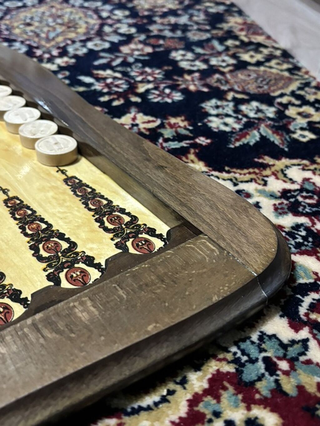 Qoz ağacından hazırlanmış nərd satılır. Təbii qoz ağacı, möhkəm — Şax, şəkəh, nard, Bakı (10)