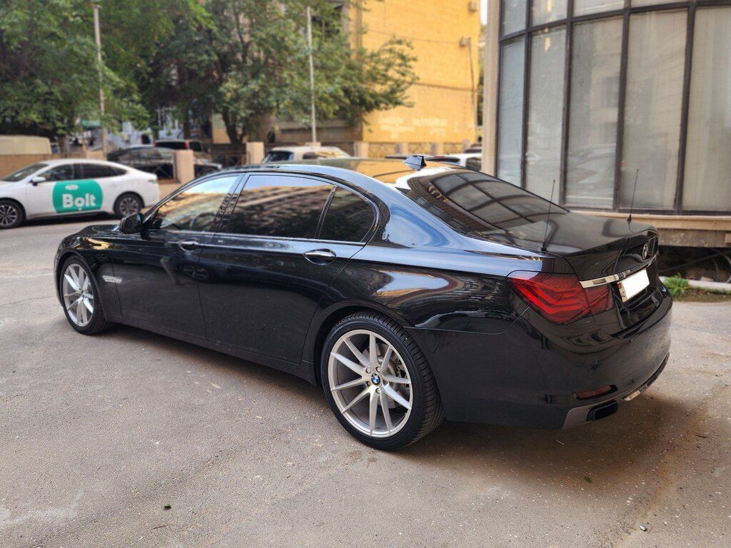 BMW 740, 3.0 L, 2010 il, 244 000 km — Avtomobillər, Bakı (5)