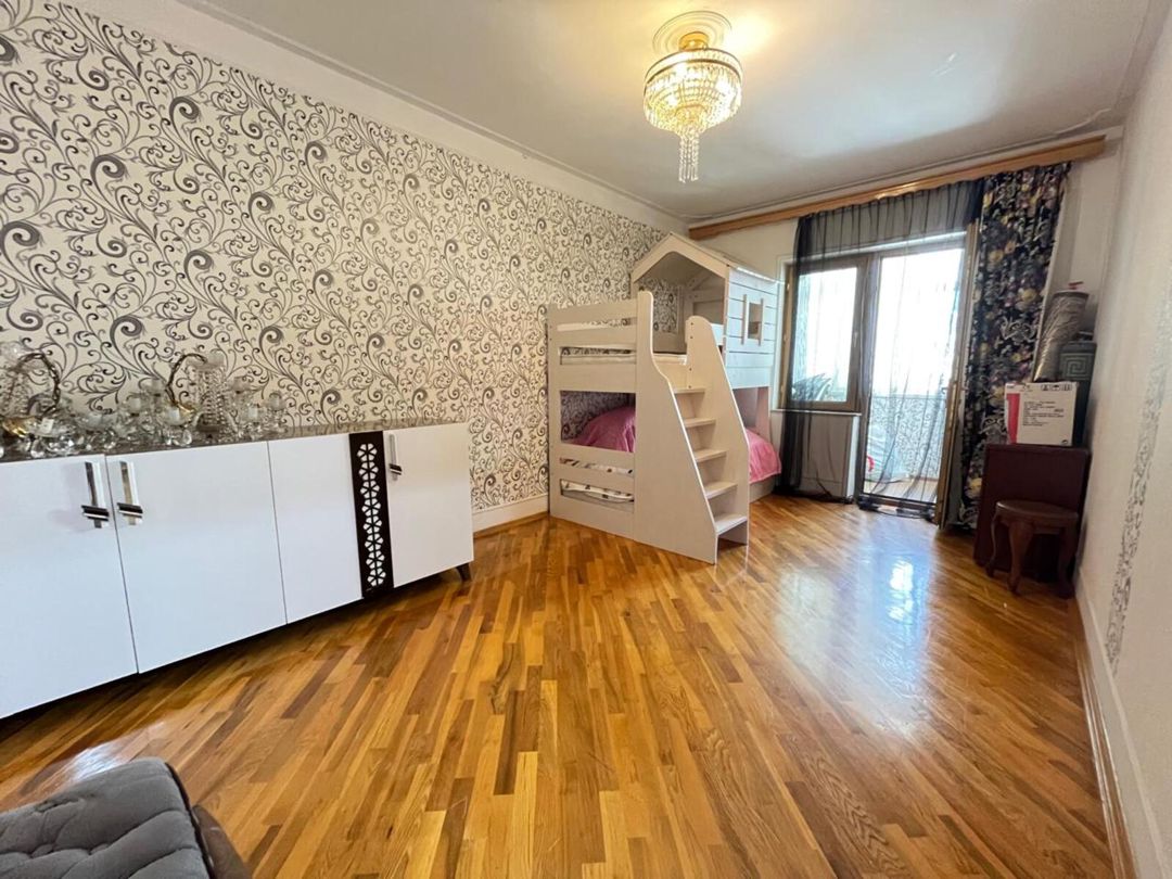 İcarəyə verilir 4 otaqlı köhnə tikili 120 m² — Mənzil, Bakı (4)