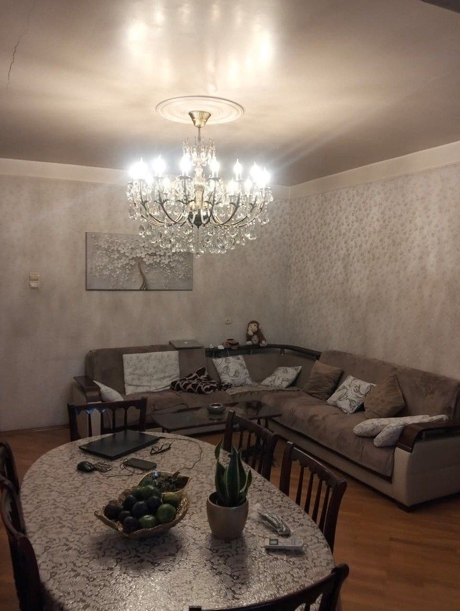 Satılır 2 otaqlı köhnə tikili 81 m² — Mənzil, Bakı (3)