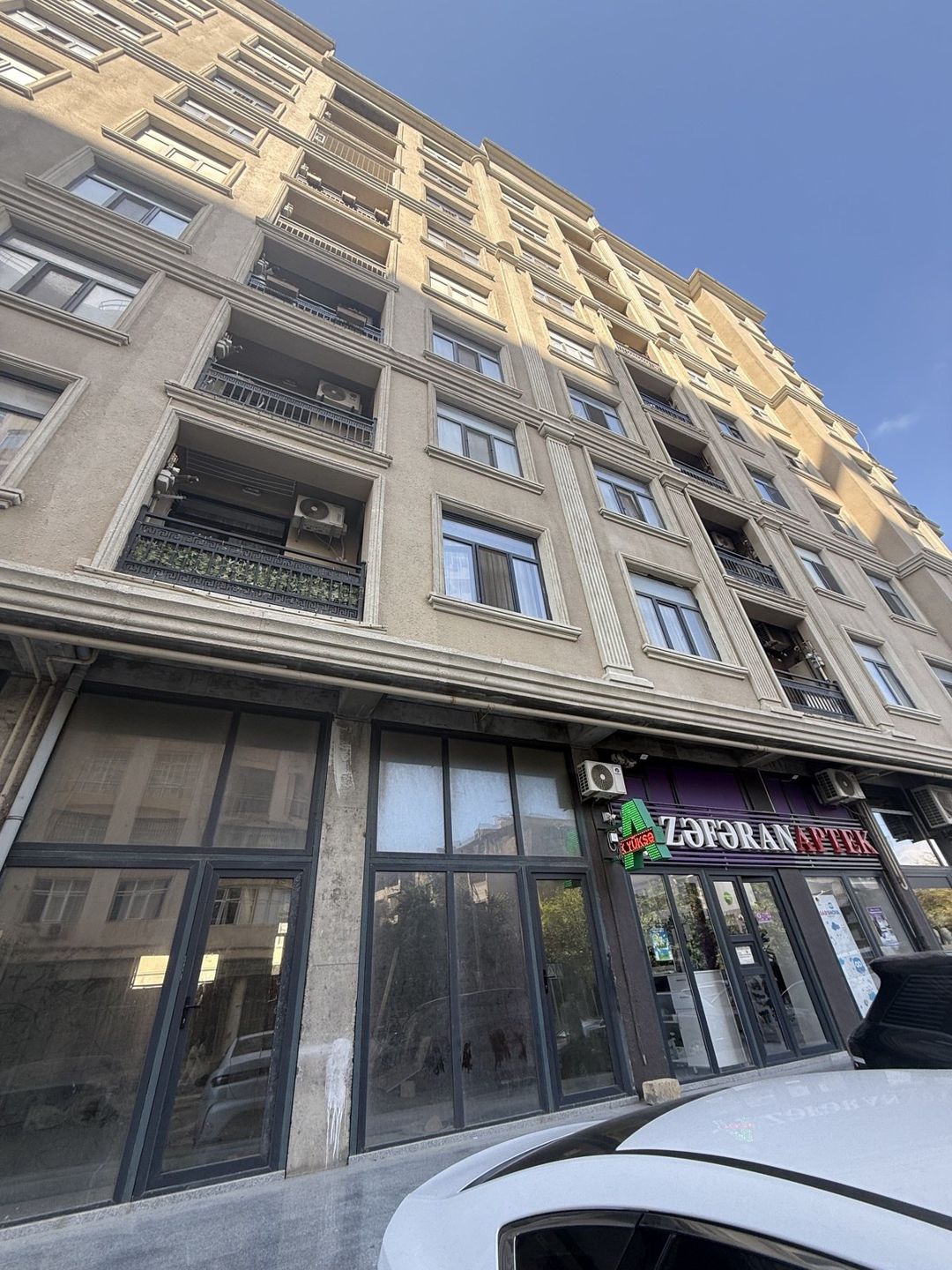 Satılır obyekt 200 m² — Əmlak, Bakı (2)