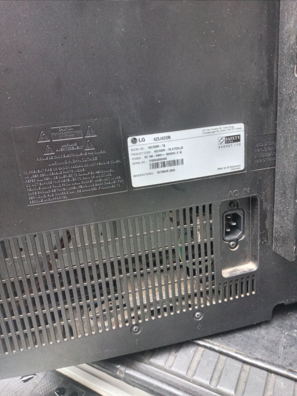 Lg markali televizor 107 diaqonal ideal veziyyetdedir hecbir prablemi — Digər ev texnikası, Bakı (3)