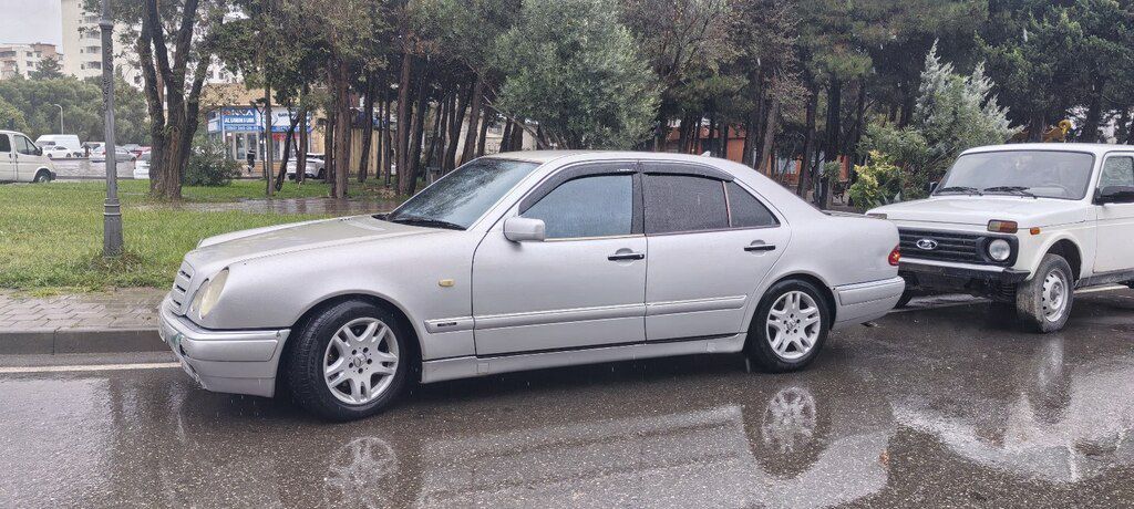 Mercedes E 200, 2.0 L, 1998 il, 315 000 km — Avtomobillər, Bakı (3)