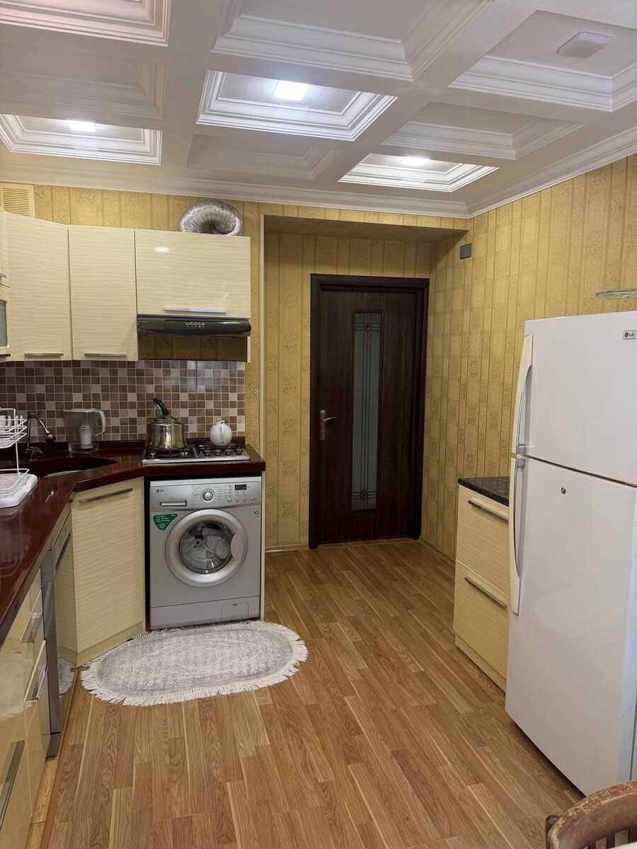 Satılır 4 otaqlı köhnə tikili 96 m² — Mənzil, Sumqayıt (2)