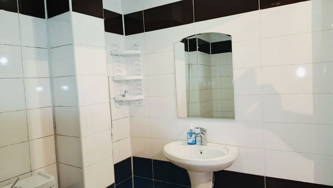 İcarəyə verilir 2 otaqlı yeni tikili 65 m² — Mənzil, Bakı (8)