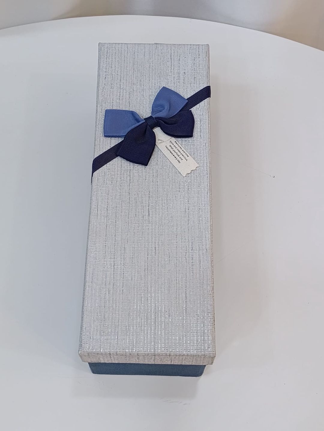 Hədiyyə qutusu 2545672, karton, gümüşü — Mallar, Bakı