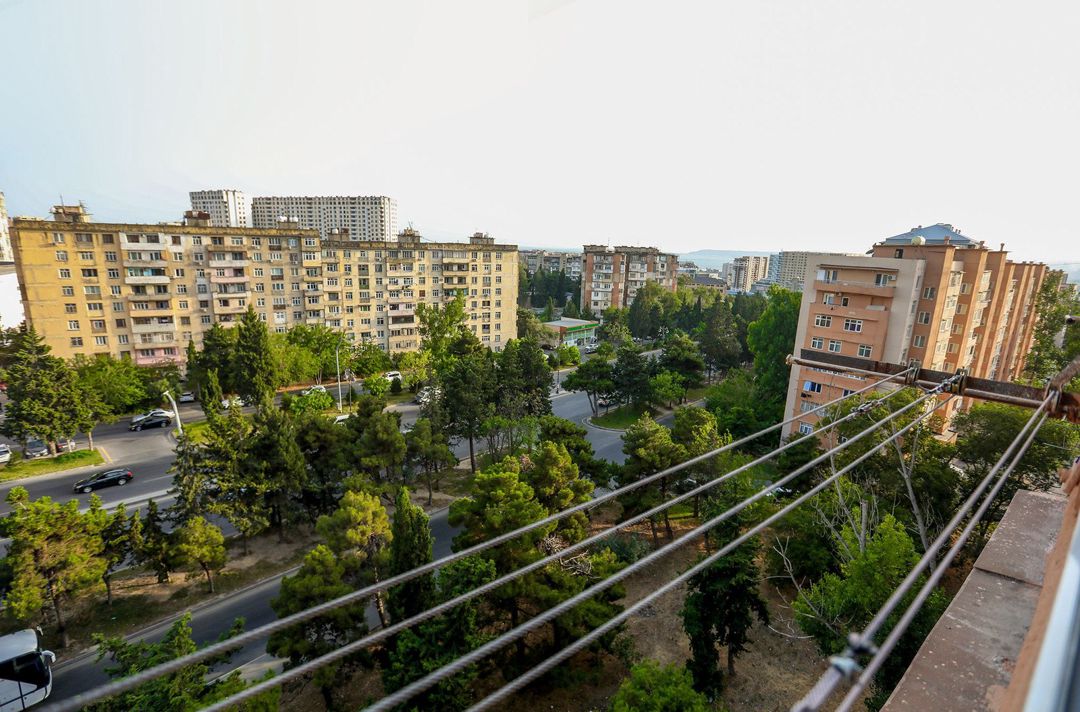 Satılır 3 otaqlı köhnə tikili 63 m² — Mənzil, Bakı (10)