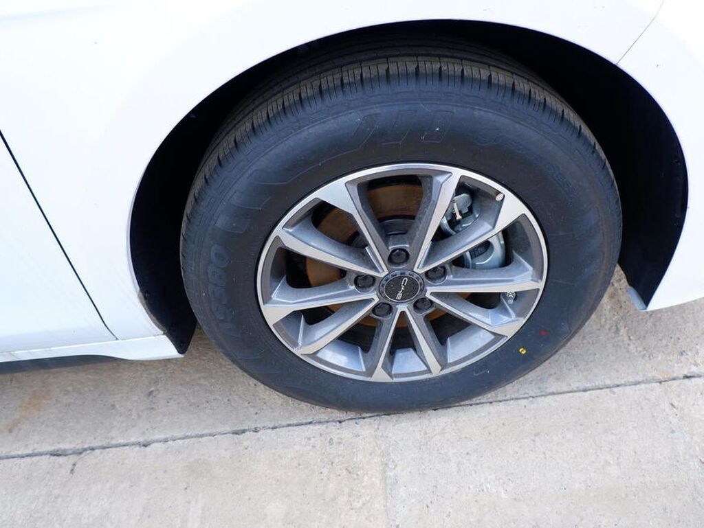 BYD Qin Plus: 1.6 l 2025 il 10 km Sedan — Avtomobillər, Bakı (6)