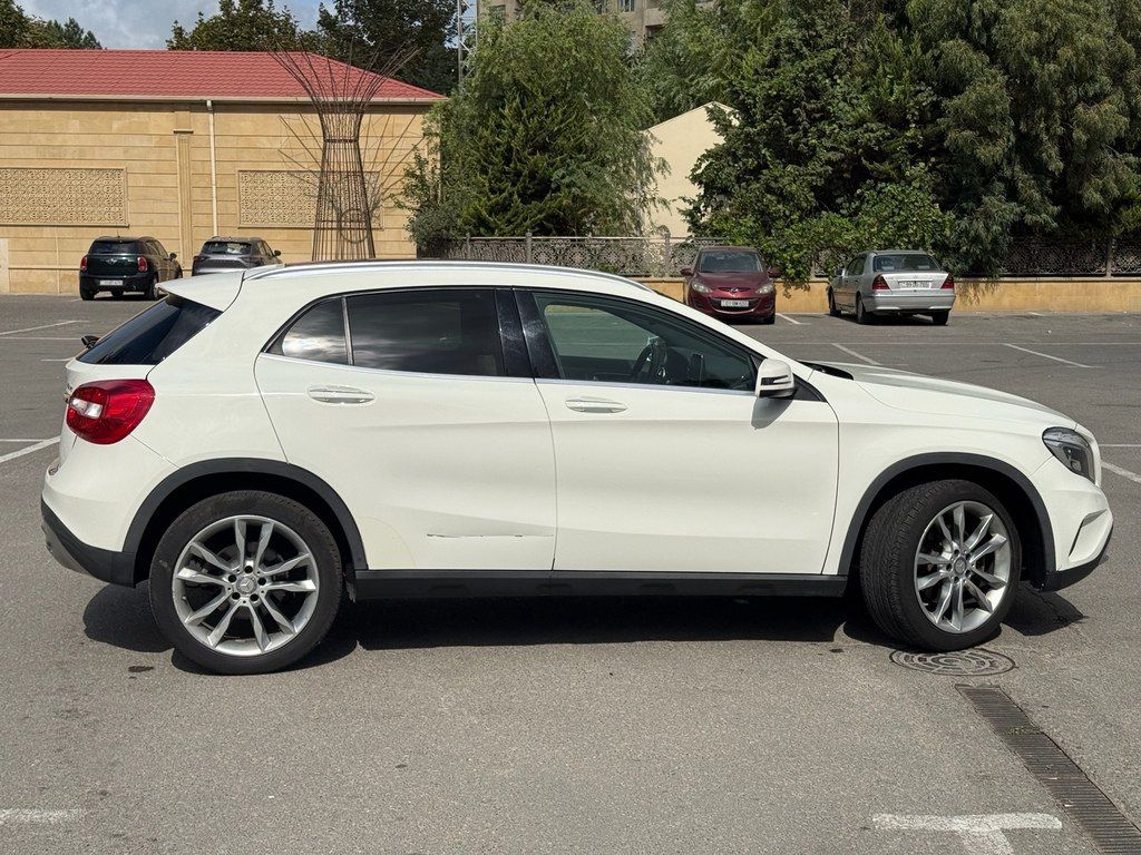 Mercedes CLA 250 4MATIC, 2.0 L, 2017 il, 163 252 km — Avtomobillər, Bakı (4)