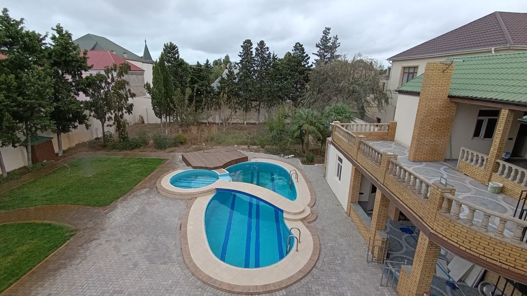 Satılır 6 otaqlı həyət evi/bağ evi 303 m² — Ev, villa, Bakı