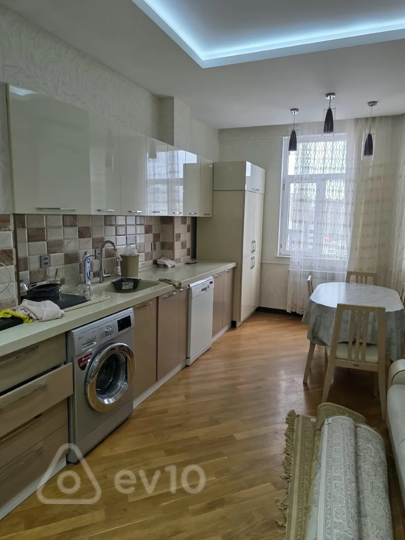 3 otaqlı mənzil, 110 m², Süleyman Vəzirov küçəsi 17 — kirayə — Mənzil, Bakı (2)