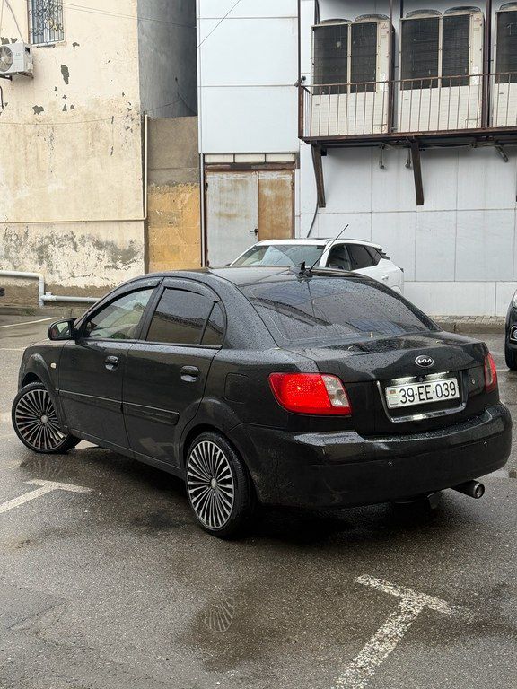 Kia Rio, 1.5 L, 2006 il, 348 000 km 39-EE-039 — Avtomobillər, Bakı (2)