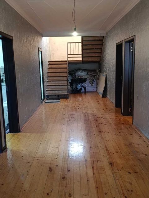 Satılır 6 otaqlı həyət evi/bağ evi 220 m² — Bakı