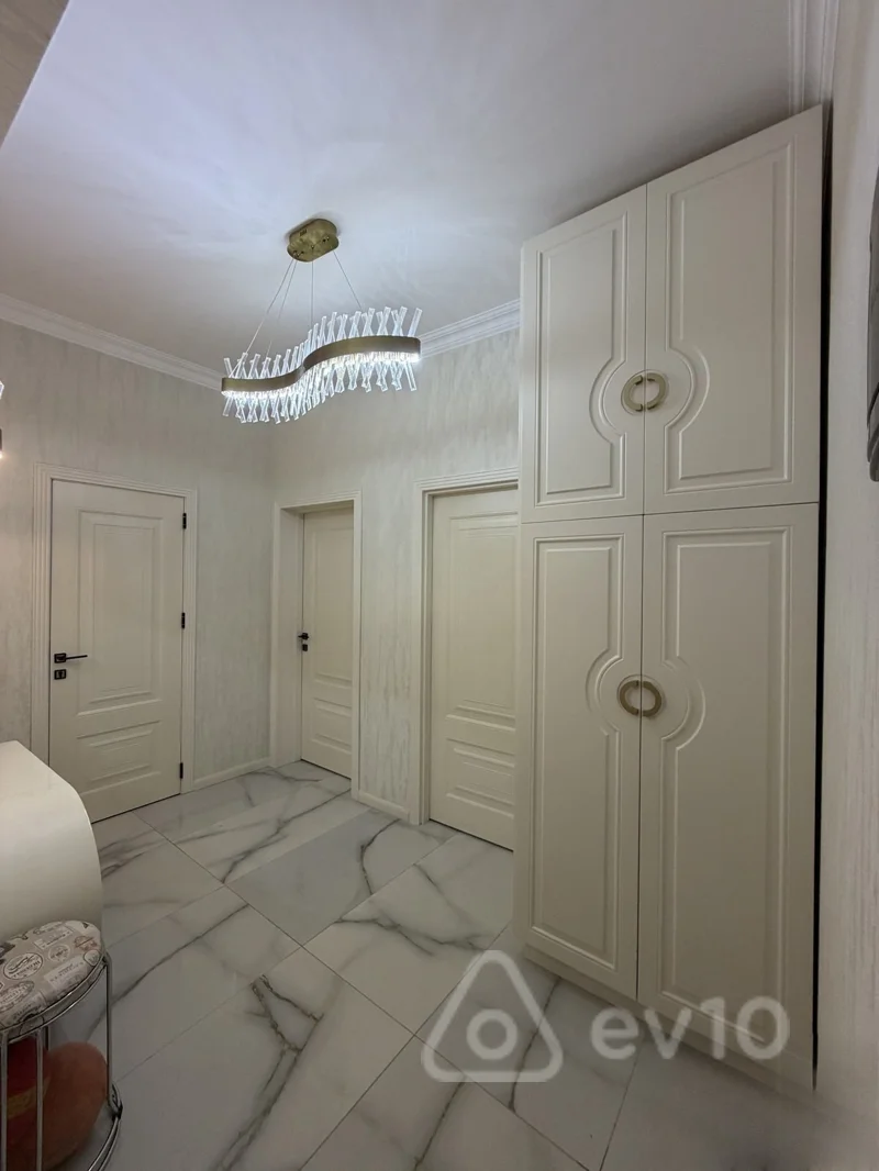 3 otaqlı mənzil, 70 m², Ruhulla Axundov — Mənzil, Bakı (6)