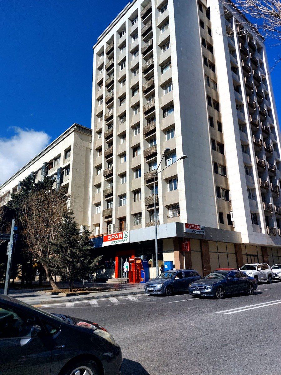 İcarəyə verilir 3 otaqlı köhnə tikili 100 m² — Mənzil, Bakı (10)