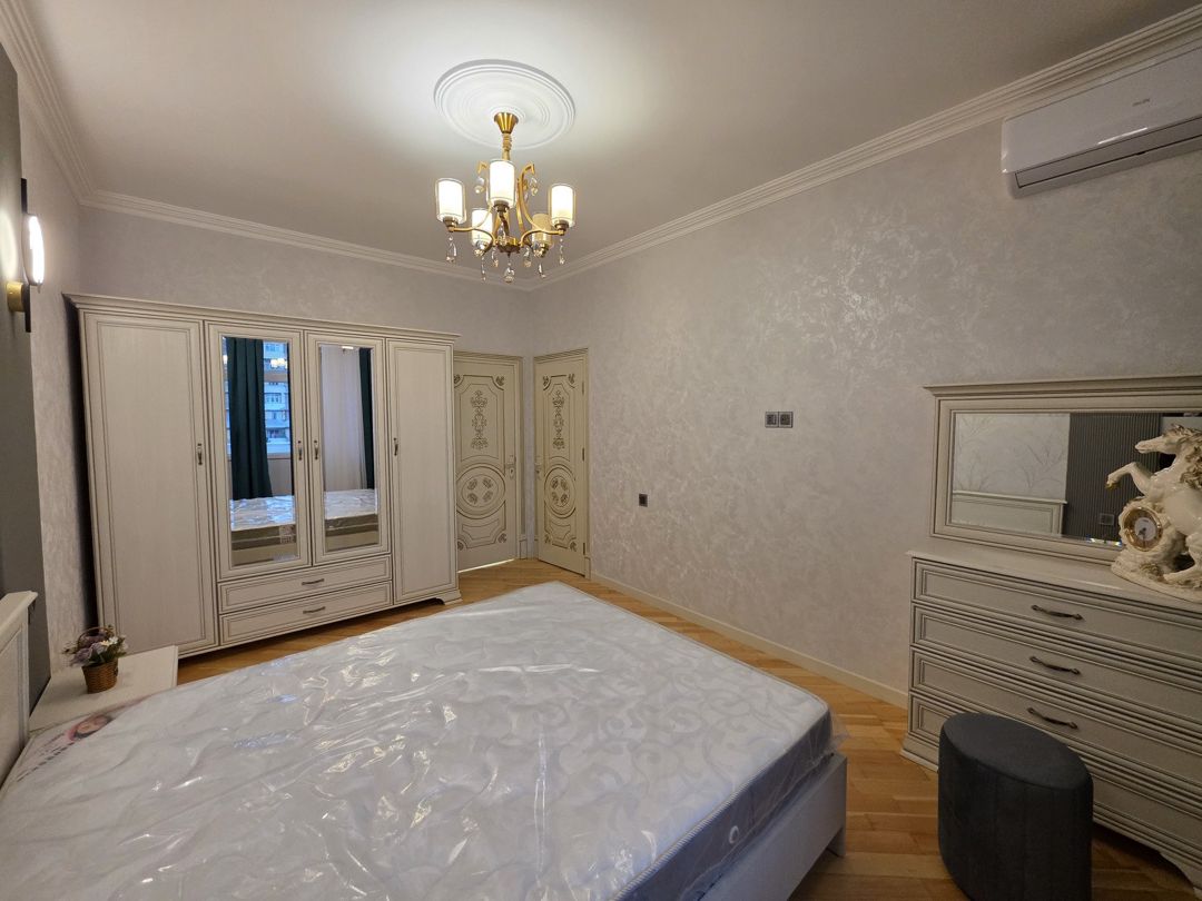 Satılır 4 otaqlı yeni tikili 158 m² — Mənzil, Bakı (9)