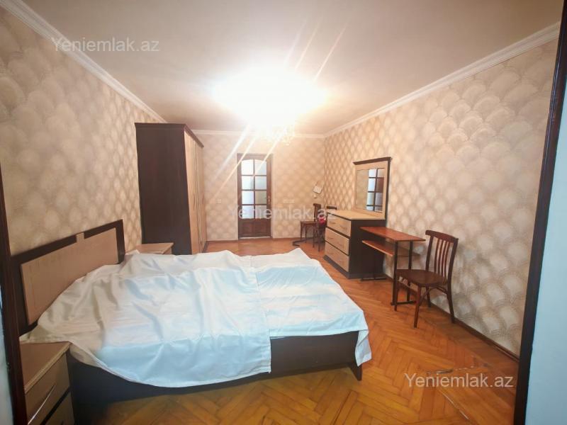 Satılır 3 otaqlı Bina evi menzil (Köhnə tikili), 65 m², Yasamal rayonu — Mənzil, Bakı (8)