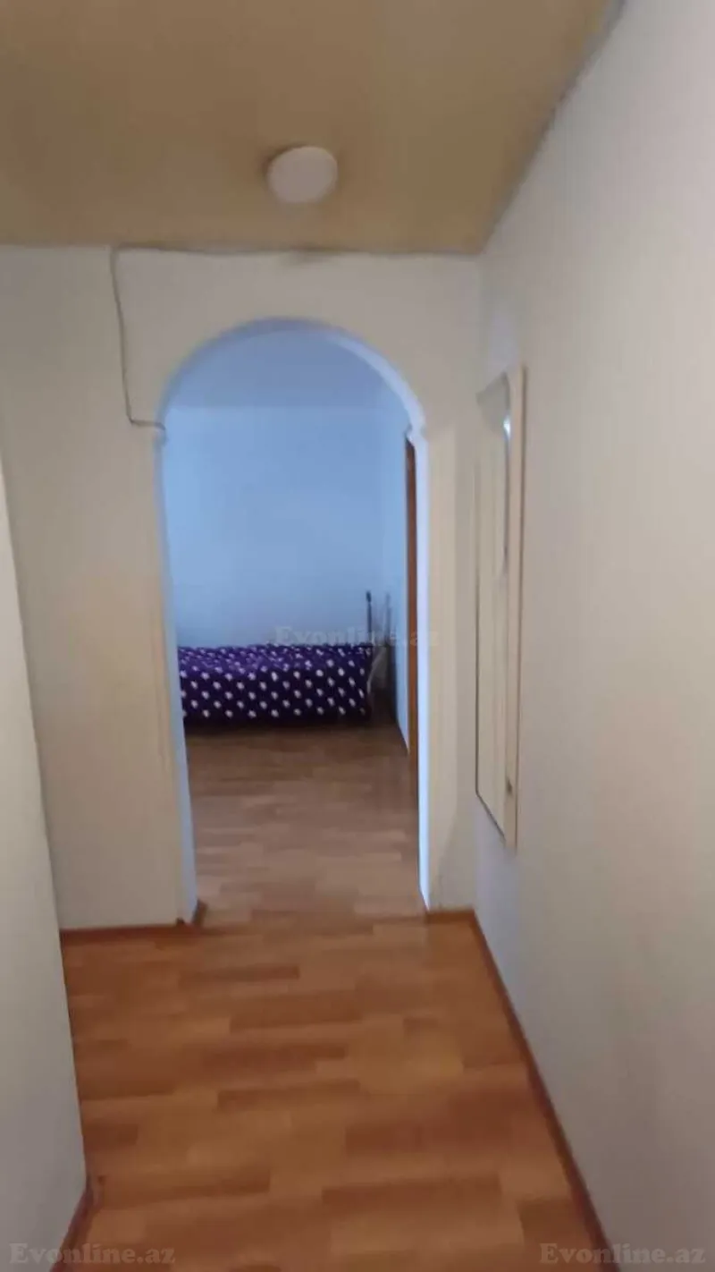 Satılır 2 otaqlı Mənzil Köhnə tikili 52 m² Bakı, Abşeron r — Mənzil, Bakı