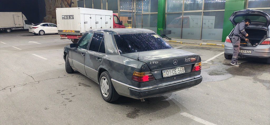 Mercedes E 200, 2.0 L, 1993 il, 274 555 km 01-CE-568 — Avtomobillər, Sumqayıt (6)