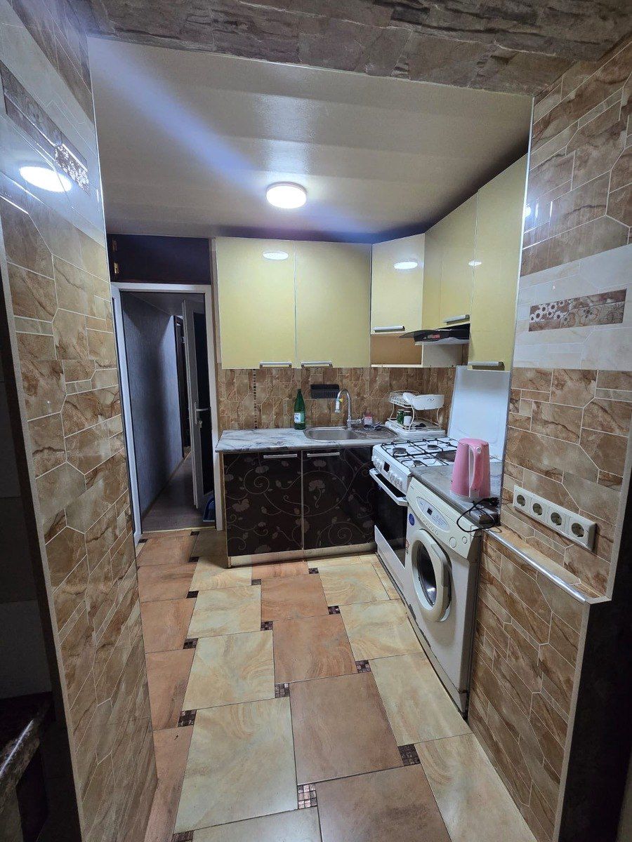 İcarəyə verilir 4 otaqlı köhnə tikili 75 m² — Mənzil, Bakı (8)