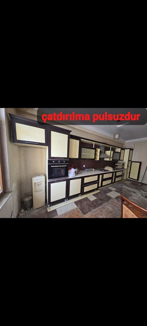 6 m ye yaxn metbex mebeli 300 AZN ustunde qaz moyka verlir — Bakı