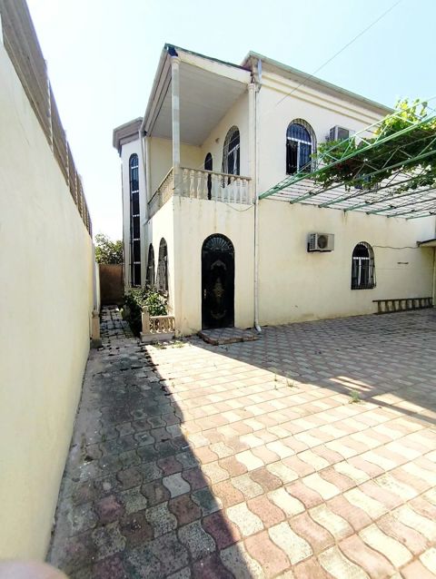 Satılır 6 otaqlı həyət evi/bağ evi 246 m² — Elnur Bəy