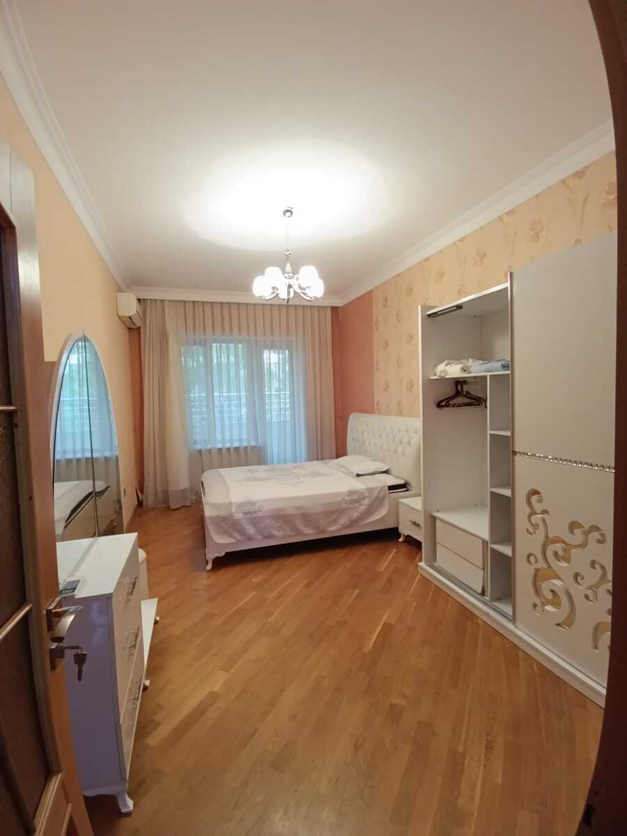 İcarəyə verilir 3 otaqlı yeni tikili 160 m² — Mənzil, Bakı (7)